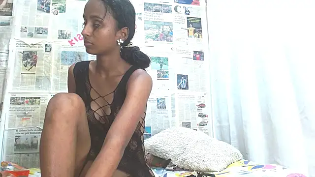 Snapshot of valeryskinnyvagi chatting on 02.23.26 valeryskinnyvagi online show from 02.23.26