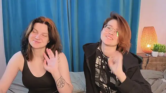 Snapshot of LatriceDosier chatting on 04.14.26 LatriceDosier online show from 04.14.26