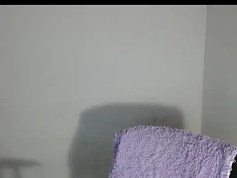 Snapshot of peytonbrunette chatting on 03.26.26 peytonbrunette online show from 03.26.26