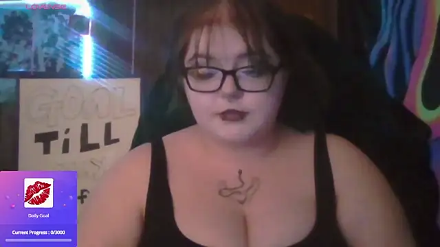 Snapshot of thatskarma chatting on 03.02.26 thatskarma online show from 03.02.26