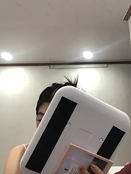 Snapshot of cuty_lusy chatting on 03.26.26 cuty lusy online show from 03.26.26