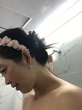 Snapshot of cuty_lusy chatting on 04.12.26 cuty lusy online show from 04.12.26