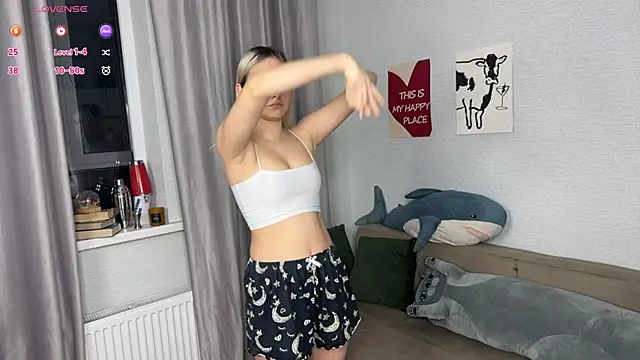 Snapshot of sweeety_chloe chatting on 02.19.26 sweeety chloe online show from 02.19.26