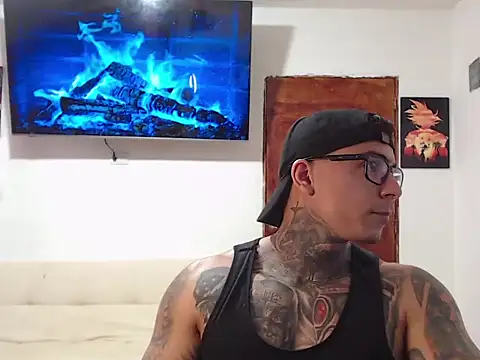 Snapshot of maxstrom111 chatting on 02.24.26 maxstrom111 online show from 02.24.26