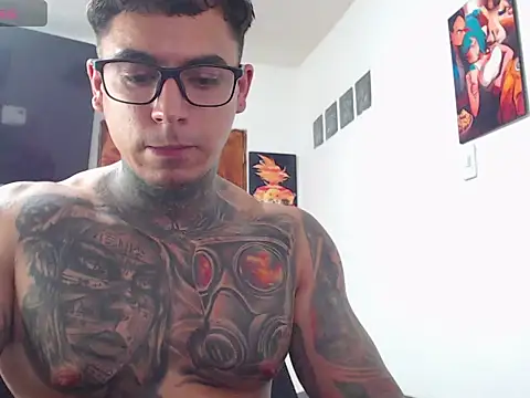 Snapshot of maxstrom111 chatting on 02.26.26 maxstrom111 online show from 02.26.26