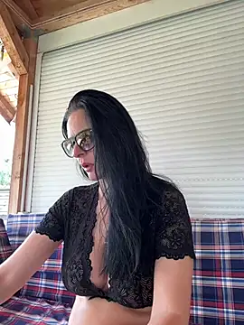 MiriamDelyn online show from 06.01.26