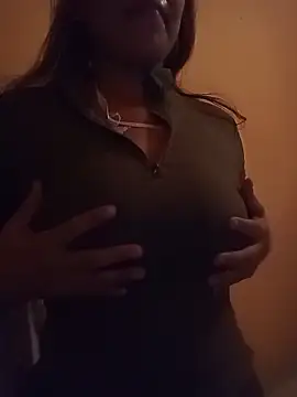 Snapshot of Lindagirlcum chatting on 02.17.26 Lindagirlcum online show from 02.17.26