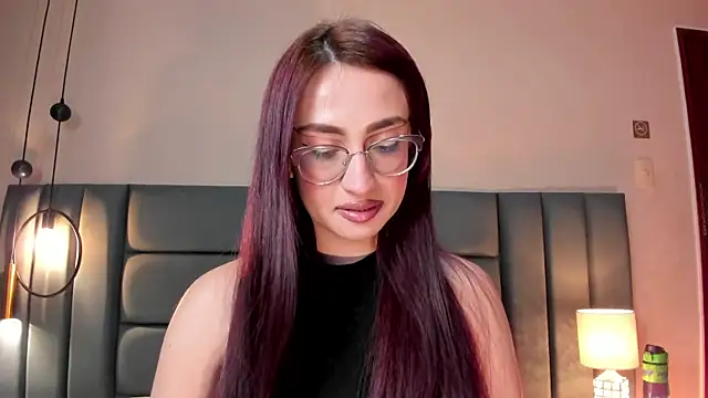 AndraCyruss online show from 02.26.26