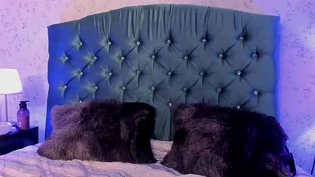 Snapshot of Eliot_Egan chatting on 02.17.26 Eliot Egan online show from 02.17.26