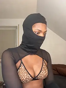 Snapshot of KiaraAmara chatting on 02.14.26 KiaraAmara online show from 02.14.26