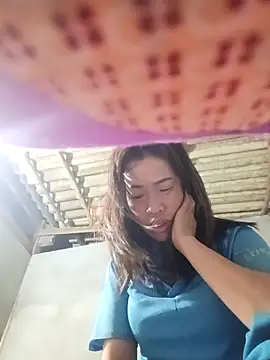 Snapshot of aki_xzx chatting on 02.17.26 aki xzx online show from 02.17.26