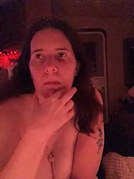 Snapshot of JMT42 chatting on 02.22.26 JMT42 online show from 02.22.26