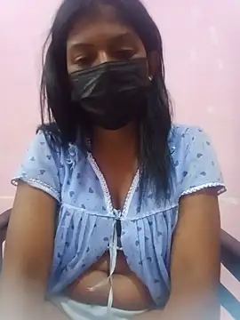 Snapshot of Malee_S chatting on 06.18.26 Malee S online show from 06.18.26