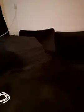 AkuManis online show from 02.15.26