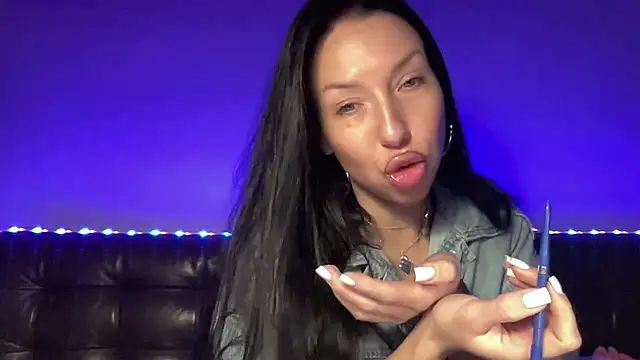 Snapshot of MissDeepVelur chatting on 02.19.26 MissDeepVelur online show from 02.19.26