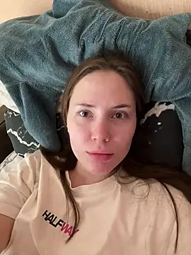 Arielle Vade online show from 05.23.26