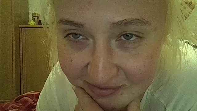 CurvyWild Lady30 online show from 05.04.26