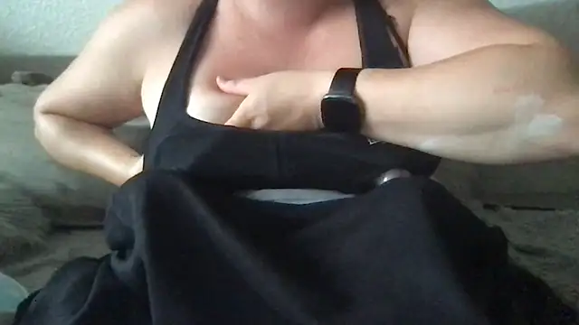 FlirtyFrayaXX online show from 07.01.26