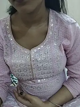 Snapshot of shivani_jain chatting on 02.19.26 shivani jain online show from 02.19.26