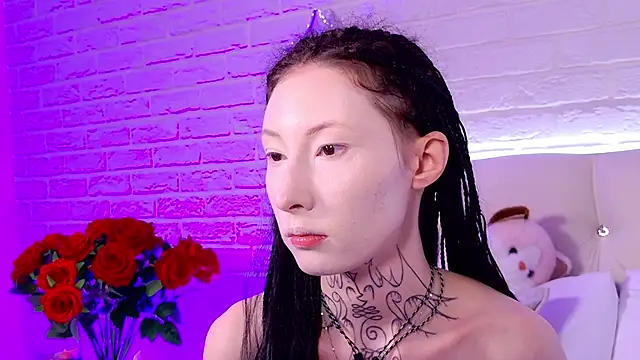 Snapshot of roxy_morrison_x chatting on 06.29.26 roxy morrison x online show from 06.29.26