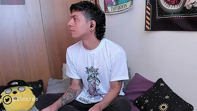 Snapshot of acid_timee chatting on 01.22.25 acid timee online show from 01.22.25