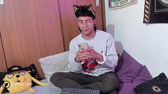 Snapshot of acid_timee chatting on 02.14.25 acid timee online show from 02.14.25