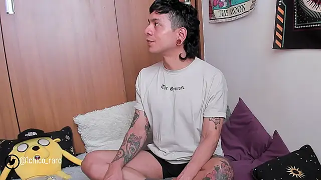 Snapshot of acid_timee chatting on 02.15.25 acid timee online show from 02.15.25