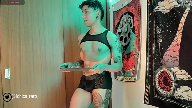 Snapshot of acid_timee chatting on 03.19.25 acid timee online show from 03.19.25