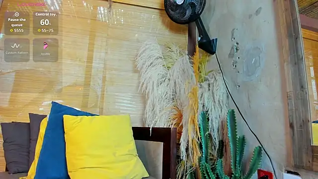 Snapshot of sophieBlair_ chatting on 03.17.26 sophieBlair online show from 03.17.26