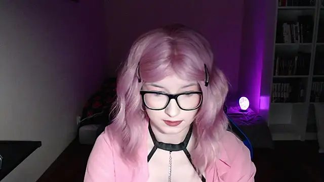 LunaXcherry online show from 03.02.26