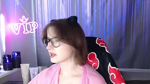 LunaXcherry online show from 07.23.26