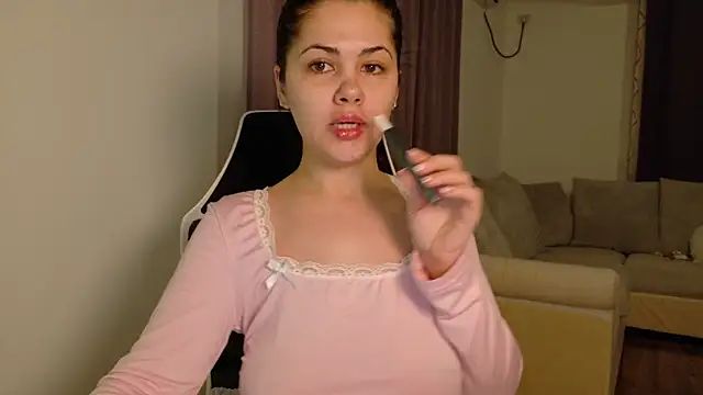 Snapshot of Sofimoon26 chatting on 02.13.26 Sofimoon26 online show from 02.13.26