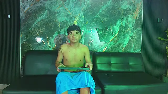 Snapshot of VelvetPassion chatting on 02.22.26 VelvetPassion online show from 02.22.26