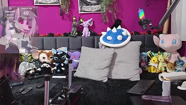 Snapshot of ViGothFox chatting on 03.26.26 ViGothFox online show from 03.26.26