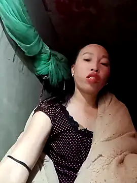 Snapshot of NAINKUTE chatting on 02.15.26 NAINKUTE online show from 02.15.26