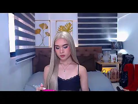 Snapshot of JuicyCockThea chatting on 04.09.26 JuicyCockThea online show from 04.09.26