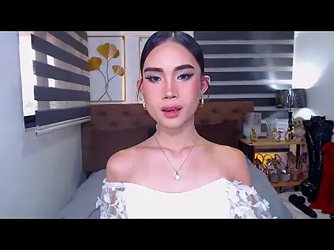 Snapshot of JuicyCockThea chatting on 07.11.26 JuicyCockThea online show from 07.11.26