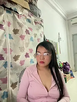 Snapshot of Strawberry-wet chatting on 03.11.26 Strawberry-wet online show from 03.11.26