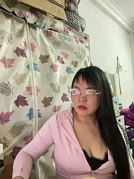 Snapshot of Strawberry-wet chatting on 03.14.26 Strawberry-wet online show from 03.14.26