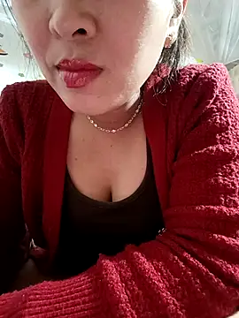 Snapshot of Ella_lee18 chatting on 02.19.26 Ella lee18 online show from 02.19.26