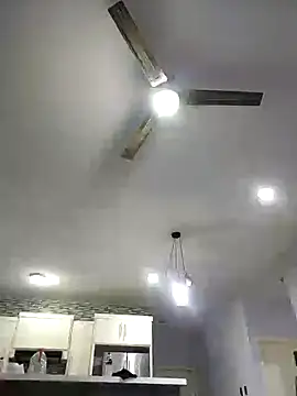 18lue85 online show from 03.15.26