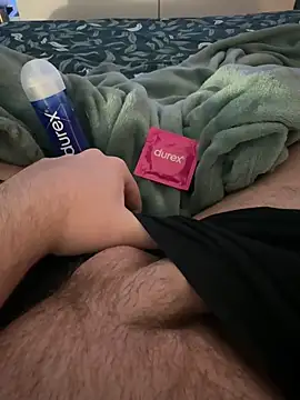 Snapshot of Thomascrtz chatting on 04.08.26 Thomascrtz online show from 04.08.26