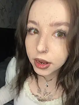 Snapshot of honey1peach chatting on 02.20.26 honey1peach online show from 02.20.26