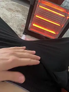 Snapshot of fenasixx chatting on 02.25.26 fenasixx online show from 02.25.26