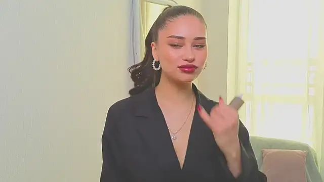 Sofia Plump online show from 03.03.26