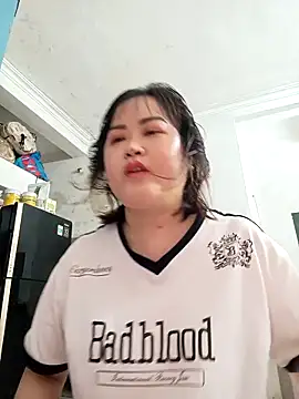 Kee-kimlee online show from 04.10.26