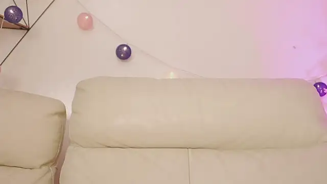 Shopie Colucci online show from 02.21.26