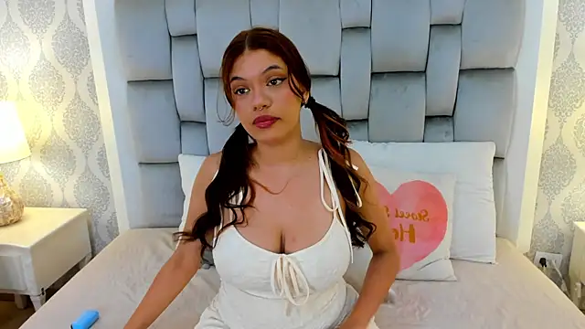 keiira foxxx online show from 04.14.26