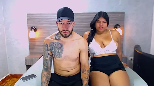 Paulina And Tayron online show from 02.10.26