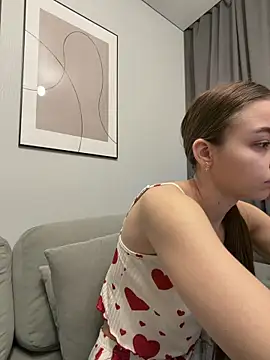  Patricia P online show from 04.10.26